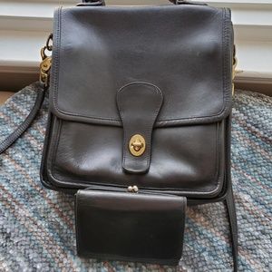 COACH VINTAGE 2 pc - STATION BAG & WALLET in Black Leather / Brass Hardware
